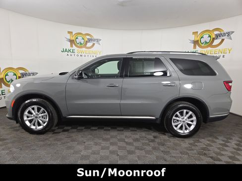 Certified 2024 Dodge Durango SXT image 6