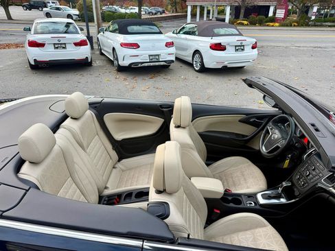 Used 2018 Buick Cascada Premium FWD image 35