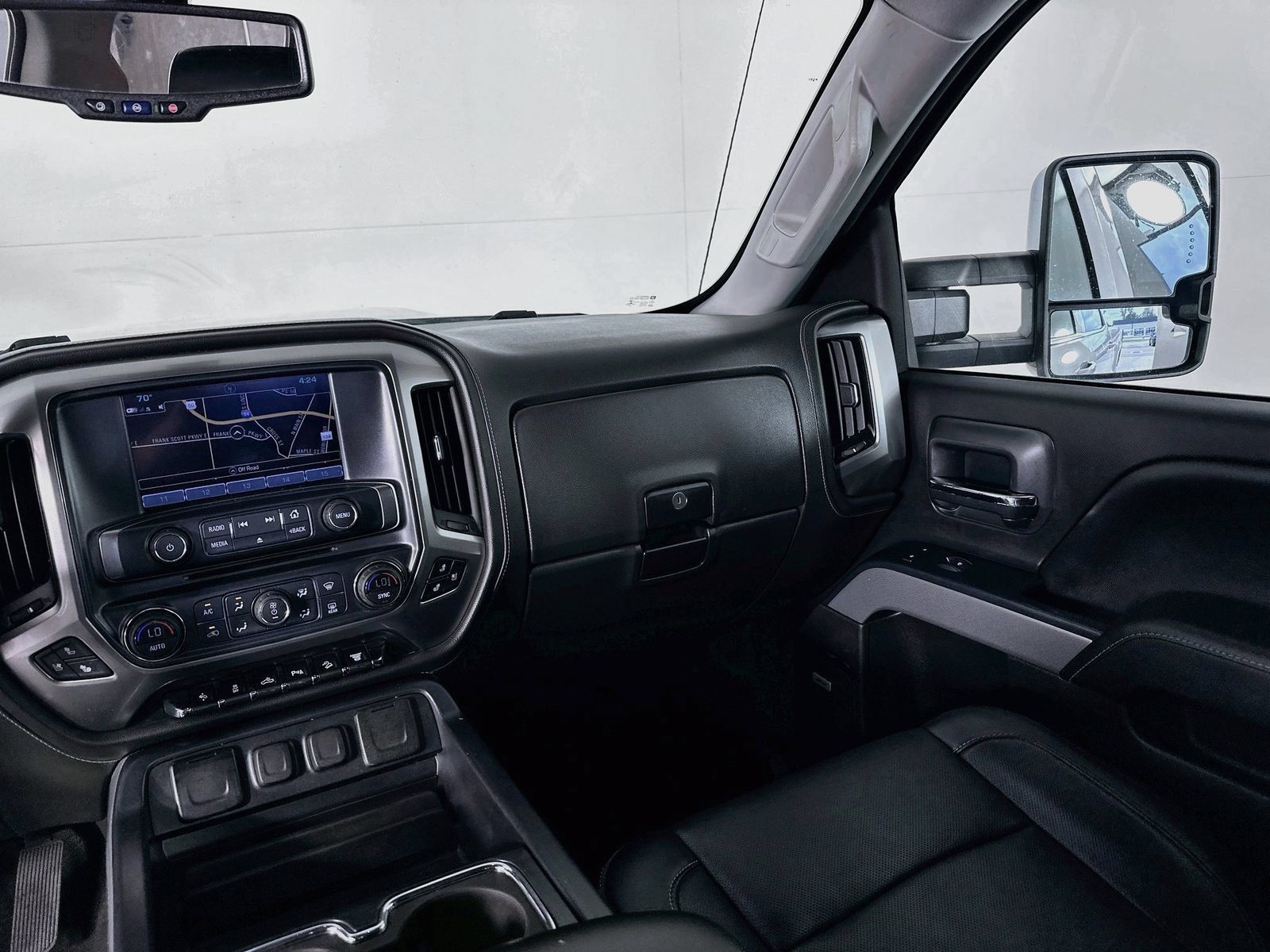Used 2018 Chevrolet Silverado 2500 LTZ w/ Duramax Plus Package AWD/4WD image 23