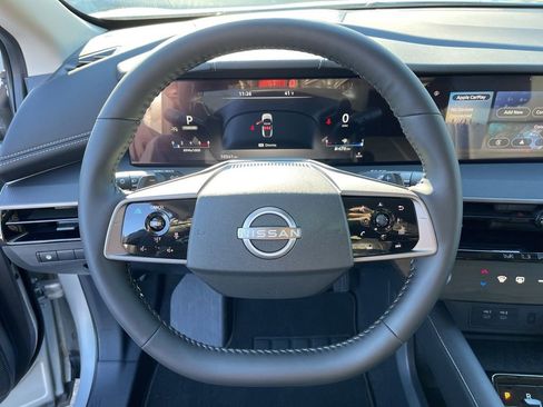 Certified 2025 Nissan Murano SV image 16