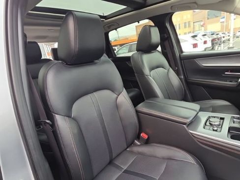 Used 2024 MAZDA CX-90 3.3 Turbo w/ Premium Package AWD/4WD image 15