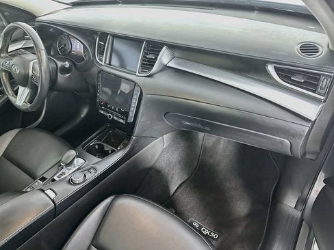 Used 2021 INFINITI QX50 Luxe FWD image 32