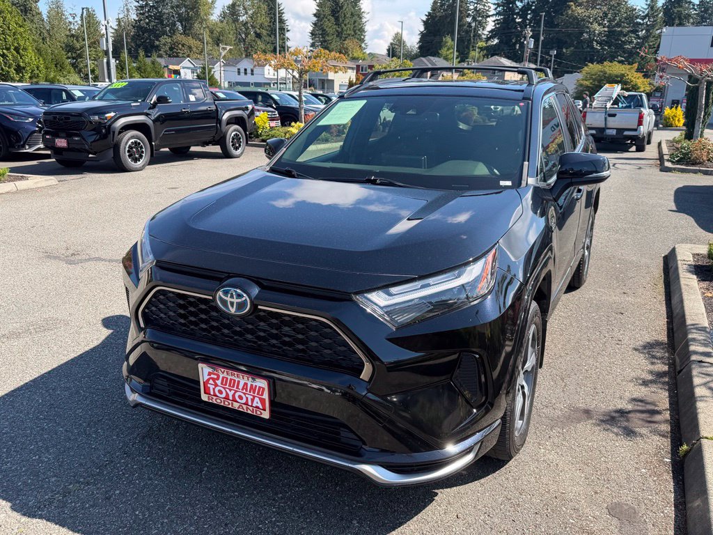 Certified 2023 Toyota RAV4 SE w/ Weather & Moonroof Package AWD/4WD image 4