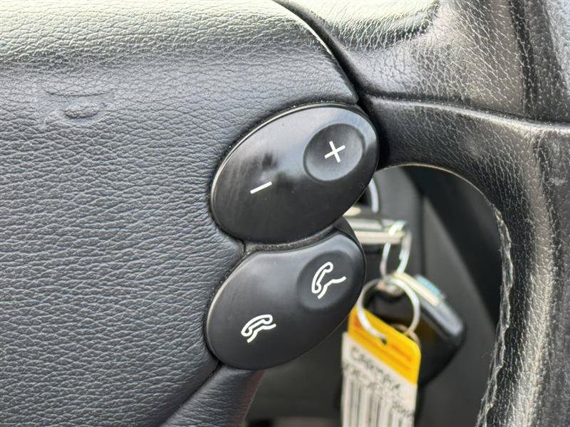 Used 2004 Mercedes-Benz SL 600 image 29