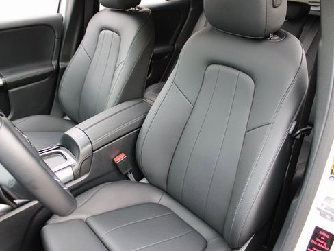 Used 2024 Mercedes-Benz GLA 250 image 9