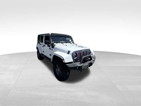 Used 2015 Jeep Wrangler Unlimited Sport AWD/4WD image 3