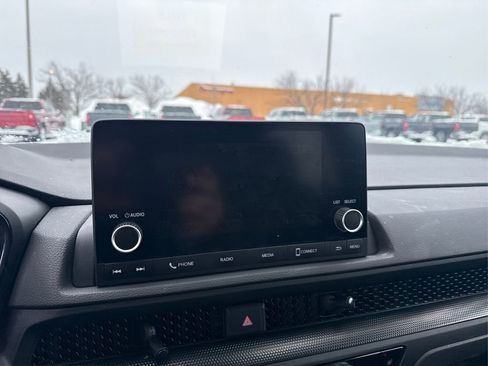 Used 2023 Honda CR-V Sport image 14