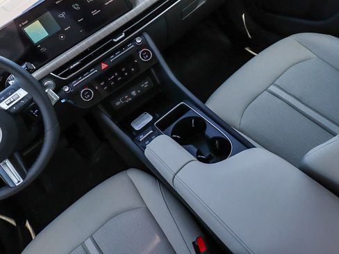New 2026 Hyundai Sonata SEL FWD image 24