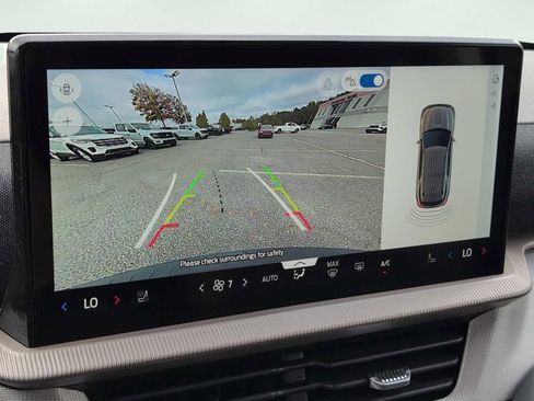 New 2026 Ford Explorer Active RWD image 19