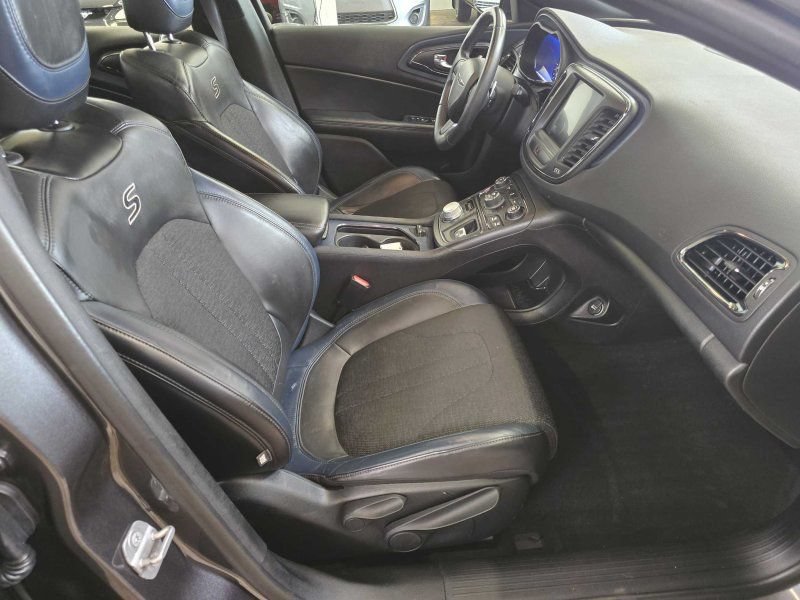 Used 2015 Chrysler 200 S w/ Navigation & Sound Group I AWD/4WD image 5