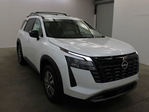 New 2026 Nissan Pathfinder SL AWD/4WD image 6