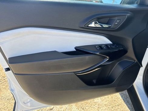 Used 2024 Chevrolet Trax LT image 22