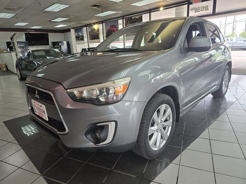 Used 2015 Mitsubishi Outlander Sport SE AWD/4WD image 1
