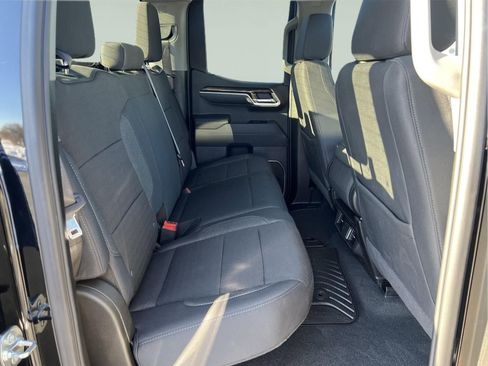 New 2025 GMC Sierra 1500 Elevation image 9