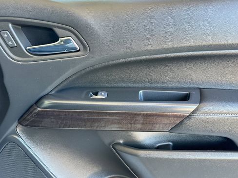 Certified 2022 GMC Canyon Elevation image 20