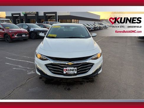 Used 2024 Chevrolet Malibu LT image 10