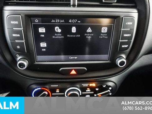 Used 2025 Kia Soul LX w/ LX Technology Package FWD image 27