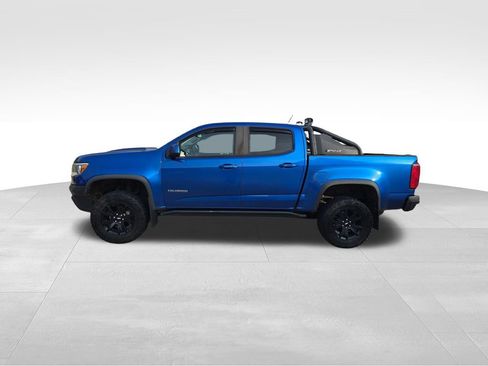 Used 2018 Chevrolet Colorado ZR2 w/ ZR2 Dusk Special Edition image 11