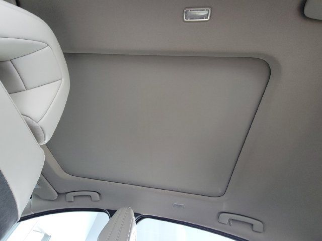 Used 2024 Nissan Ariya AWD image 11