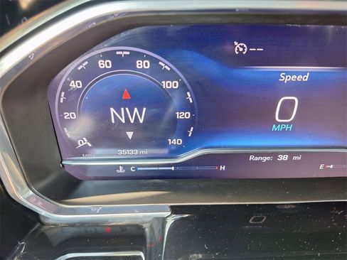 Used 2024 Chevrolet Silverado 2500 LT image 17