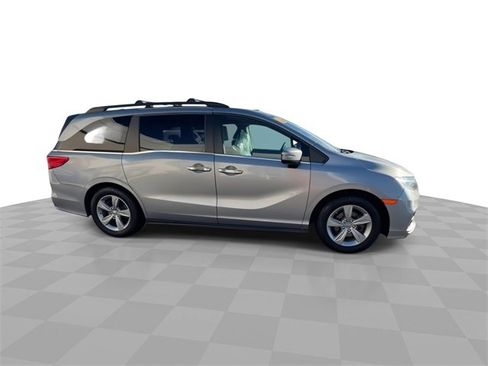 Used 2019 Honda Odyssey EX image 9