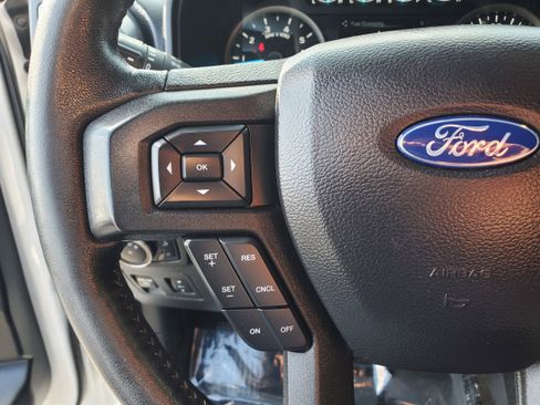 Used 2020 Ford F150 XLT w/ Equipment Group 302A Luxury AWD/4WD image 15