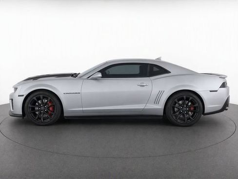 Used 2013 Chevrolet Camaro SS w/ SS Performance Package RWD image 4