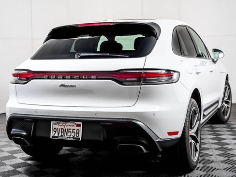 Certified 2026 Porsche Macan AWD/4WD image 10