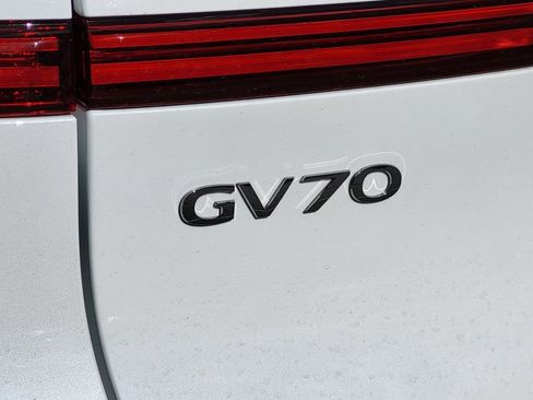 New 2026 Genesis GV70 3.5T Sport Prestige AWD/4WD image 12