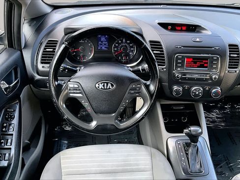Used 2015 Kia Forte EX FWD image 6
