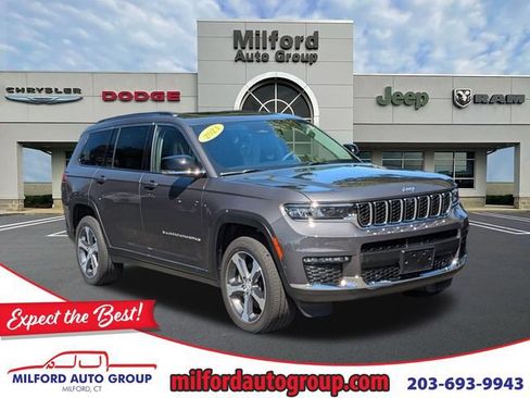 Used 2023 Jeep Grand Cherokee L Limited w/ Luxury Tech Group II AWD/4WD image 1