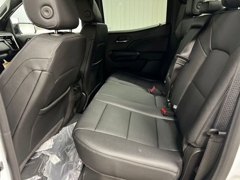 New 2026 GMC Canyon Elevation w/ Convenience Package image 13