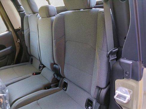 New 2026 Jeep Gladiator Sport image 15