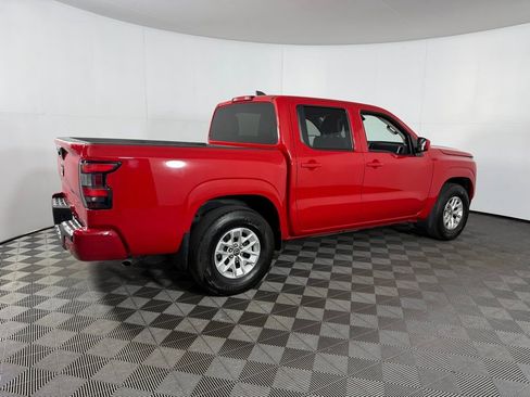 Used 2024 Nissan Frontier SV RWD image 7