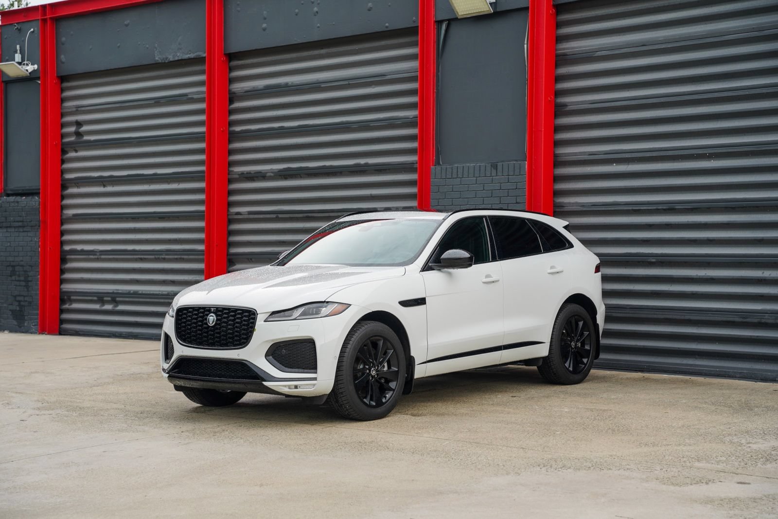 Used 2026 Jaguar F-PACE R-Dynamic S AWD/4WD image 1