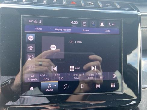 Used 2023 Jeep Grand Cherokee Altitude image 26