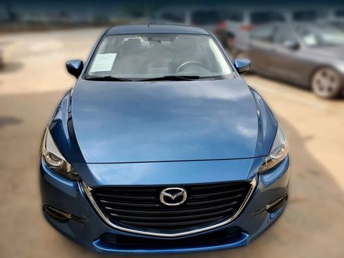 Used 2017 MAZDA MAZDA3 Sport w/ Preferred Equipment Package FWD image 26