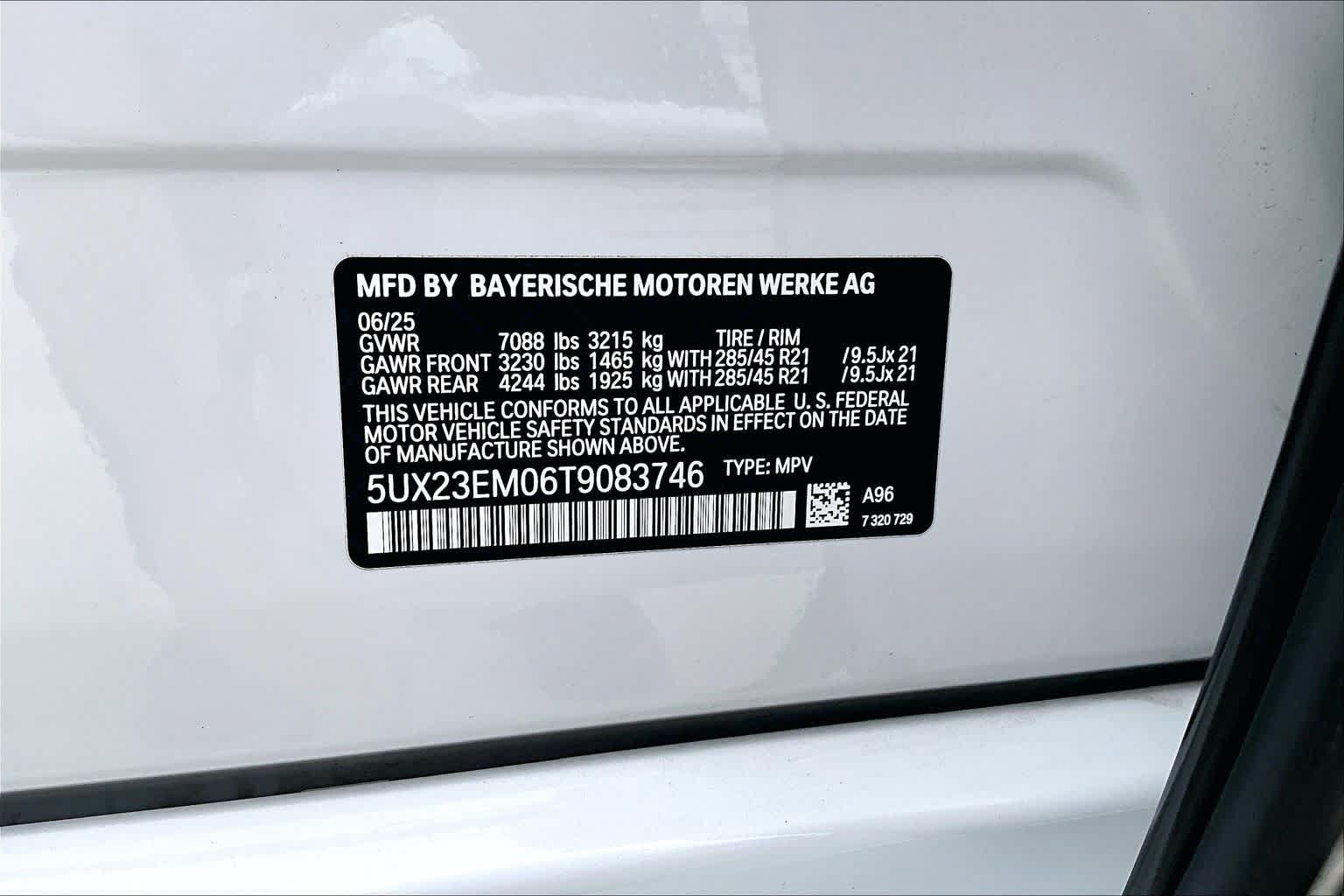 Used 2026 BMW X7 xDrive40i AWD/4WD image 33