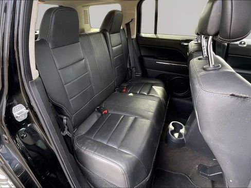 Used 2014 Jeep Patriot Limited w/ Sun/Sound Group image 26