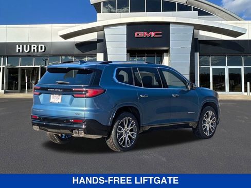 New 2026 GMC Acadia Denali Ultimate w/ LPO, Floor Liner Package image 4