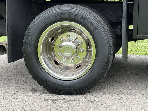 Used 2019 Ford F550 4x4 Regular Cab Super Duty image 39