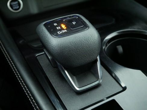 Used 2023 Nissan Rogue SL w/ SL Premium Package image 25