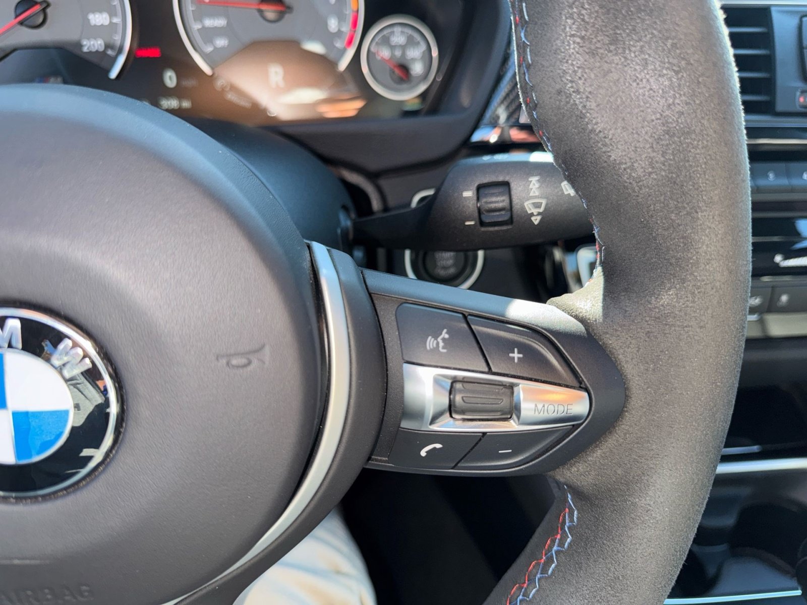 Used 2016 BMW M3 RWD image 16