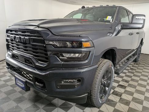 New 2026 RAM 2500 Tradesman AWD/4WD image 10