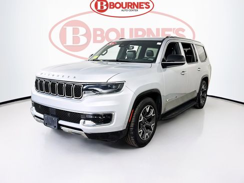 Used 2024 Jeep Wagoneer Series III image 6