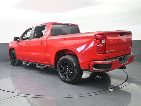 Used 2022 Chevrolet Silverado 1500 RST RWD image 4