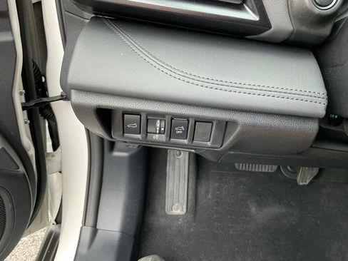Used 2025 Subaru Outback Wilderness AWD/4WD image 21