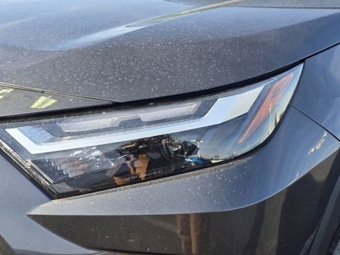 Used 2025 Toyota RAV4 XLE Premium image 9