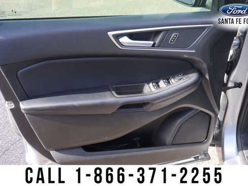 Used 2024 Ford Edge SEL image 10