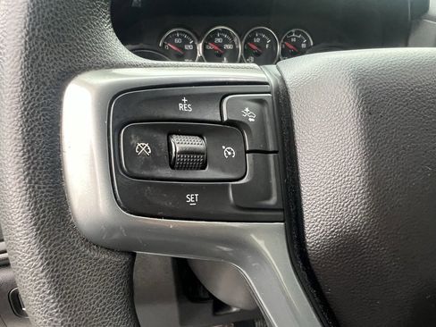 Used 2022 Chevrolet Silverado 2500 Custom w/ Custom Convenience Package image 31